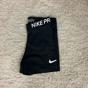 BARELY worn nike spandex